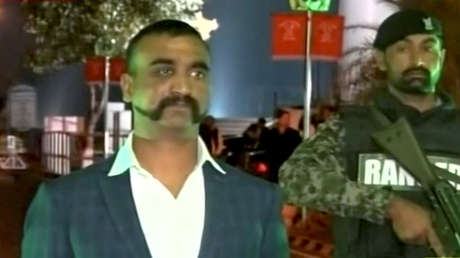 "Llevaba una pistola y había demasiada gente": habla tras su regreso a la India el piloto capturado en Pakistán