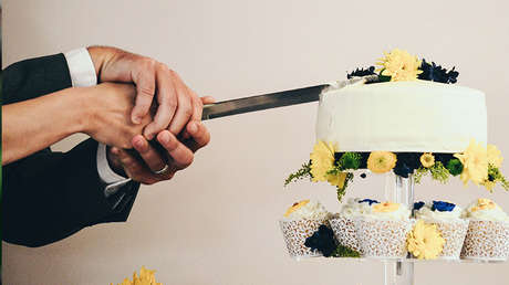 VIDEO: Abofetea con fuerza a su novia en plena boda por una broma inocente