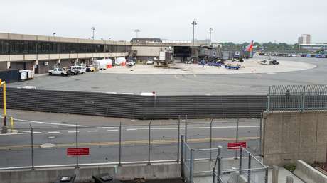 EE.UU.: Cierran las pistas de un aeropuerto en Nueva Jersey por posible incendio en un Boeing 737 