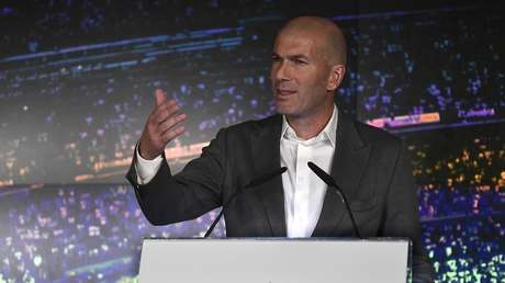 El regreso a "casa", CR7 y el futuro: Lo que abordó Zidane en su primera rueda de prensa tras su regreso al Real Madrid