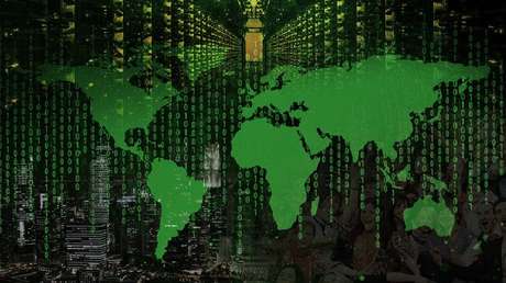 Un programador de renombre mundial opina que vivimos en una simulación y propone 'hackearla'