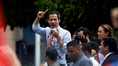 "La opción de fuerza no la controlamos nosotros": Juan Guaidó cae en una broma telefónica de cómicos rusos (AUDIO)