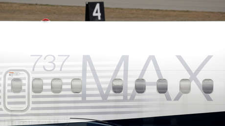 Los aviones Boeing 737 MAX permanecerán en tierra durante  "semanas" como mínimo