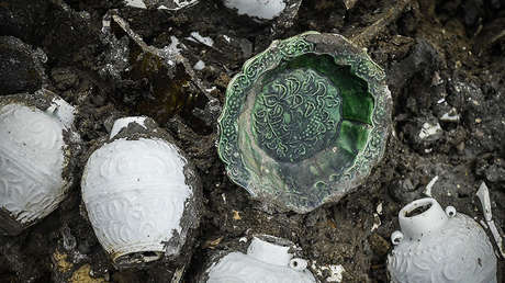 Encuentran 143.000 reliquias en una nave china hundida hace siglos (FOTOS)