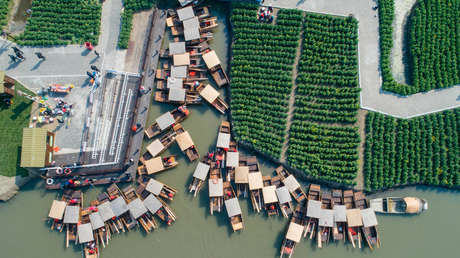 La última superluna del año, el lago Michígan 'roto en pedazos', y otras imágenes asombrosas que dejó la semana