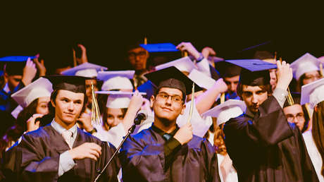 "¡Recoge mi algodón!": Universitarios de EE.UU. se burlan de la esclavitud en un video viral