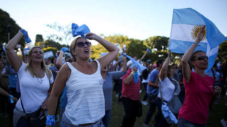 Organizador de una marcha contra el aborto en Argentina sugiere que una niña de 10 años podría tener sexo con "consentimiento"