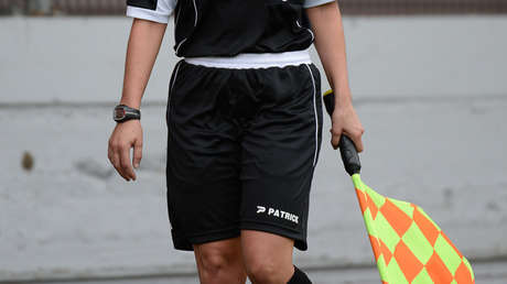 Agreden con agua hirviendo a una jueza de línea en un partido de fútbol en Argentina