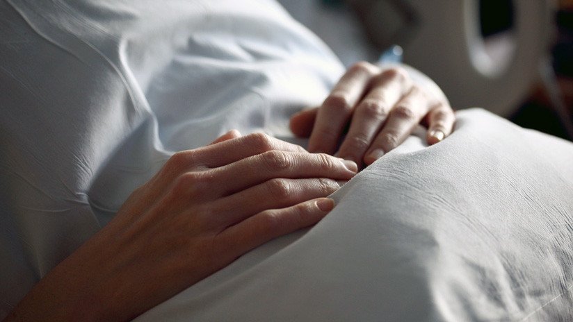 "Yo te voy a prestar mis manos": Detienen y liberan en España al hombre que ayudó a morir a su mujer