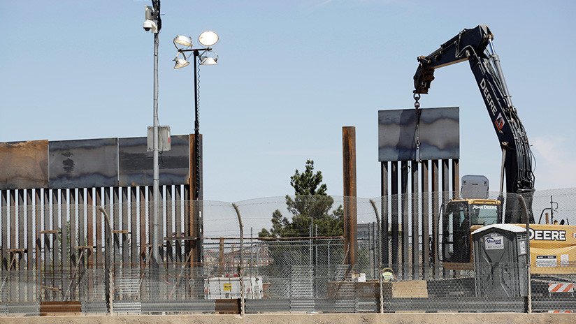 Organizaciones civiles solicitan una orden judicial para detener la construcción del muro de Trump