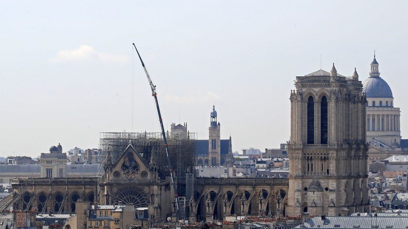 Francia lanza un concurso internacional para reconstruir la aguja de Notre Dame