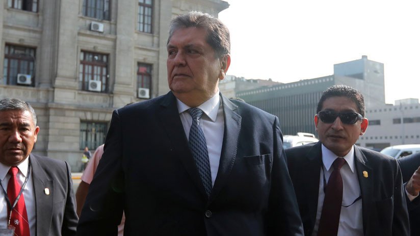 Fallece el expresidente peruano Alan García tras dispararse en la cabeza cuando iba a ser detenido