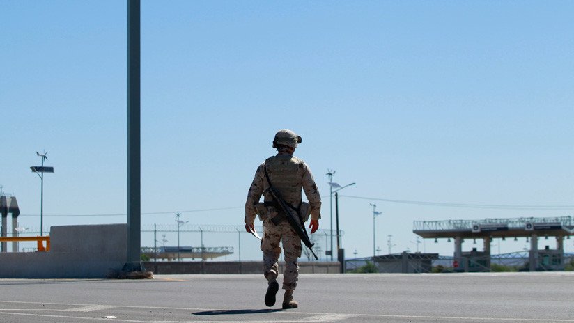 Trump anuncia que está enviando "soldados armados" a la frontera con México