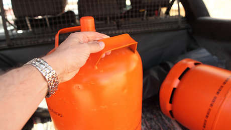 VIDEO: ¡Ni se les ocurra transportar así las bombonas de butano!