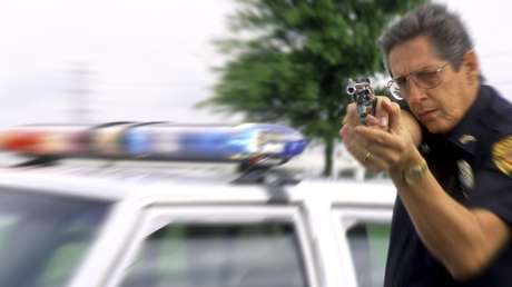 VIDEO: Un hombre sorprende con un disparo al asaltante que pretendía robarle