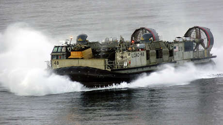 VIDEO: Barco de la Marina de EE.UU. abandona las costas de Libia en medio de la escalada de tensión en el país
