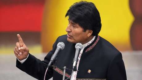 "Perseguido por EE.UU. por revelar asesinatos de civiles": Evo Morales condena el arresto de Julian Assange 