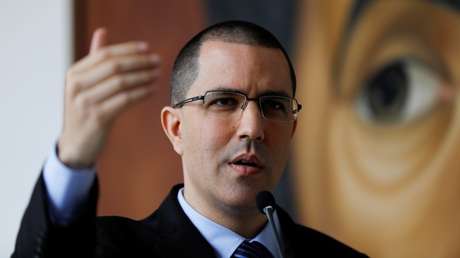 Arreaza sobre la gira de Pompeo por Sudamérica: "Estos gobiernos le hacen creer que visita sus dominios en su 'patio trasero'"