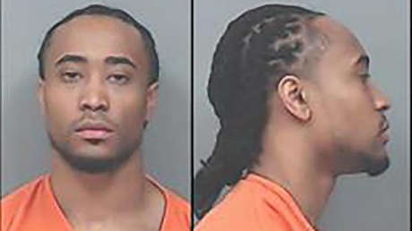 Un bloguero organiza un ataque armado para secuestrar el nombre de dominio de Internet de su víctima en EE.UU.