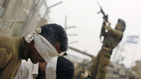 Ejército israelí dispara a un adolescente palestino esposado y con los ojos vendados cuando intentaba fugarse