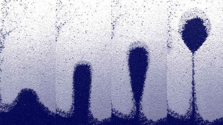 VIDEO: Científicos descubren 'burbujas' de arena que actúan como los líquidos