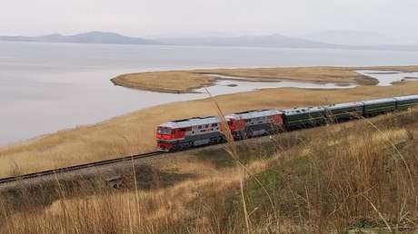Kim Jong-un se dirige a Rusia en su tren blindado para reunirse con Vladímir Putin