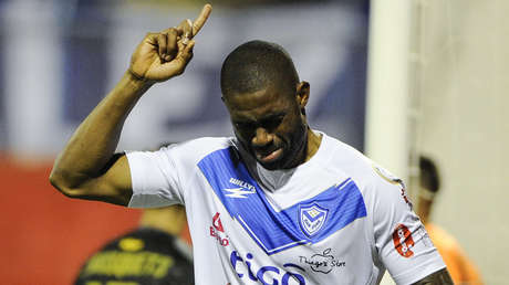 VIDEO: César Mena bate el récord de autogoles en una misma edición de la Libertadores