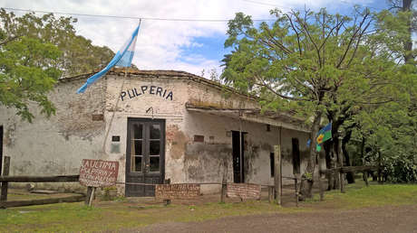 El hombre que retrata la "revolución silenciosa" de los pueblos rurales en Argentina