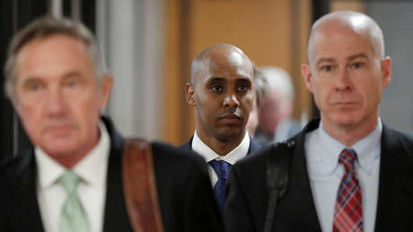 EE.UU.: Declaran culpable a un policía que mató a tiros a una mujer desarmada que había llamado al 911 