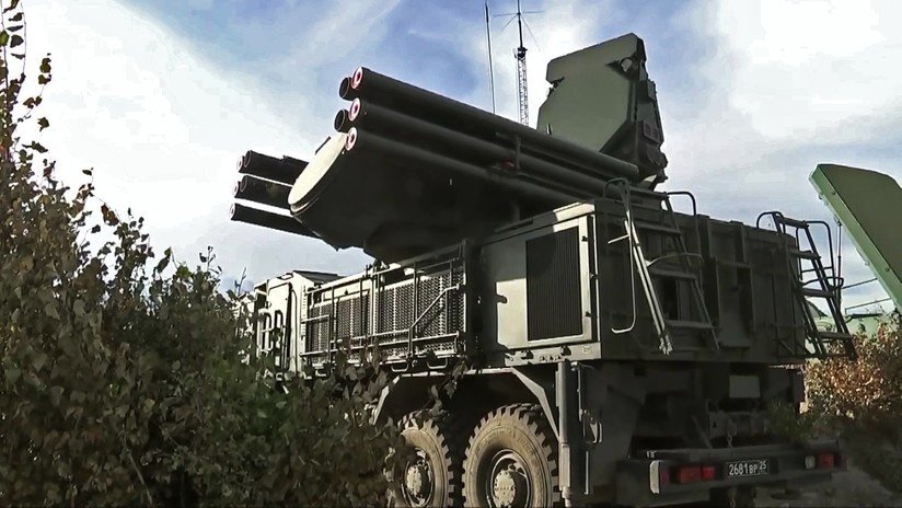 Los sistemas rusos Pántsir y Tor derribaron 27 proyectiles en el ataque contra la base Jmeimim en Siria