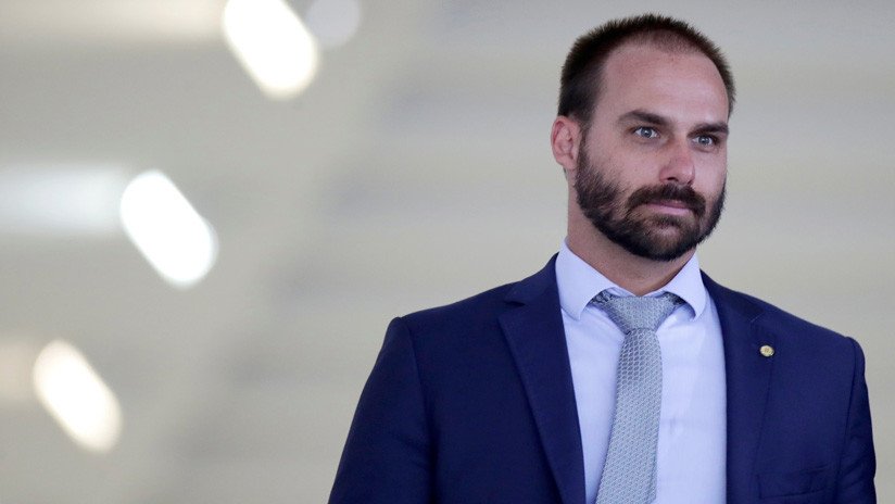 El hijo del presidente de Brasil quiere que su país tenga armas nucleares para ser "más respetado"