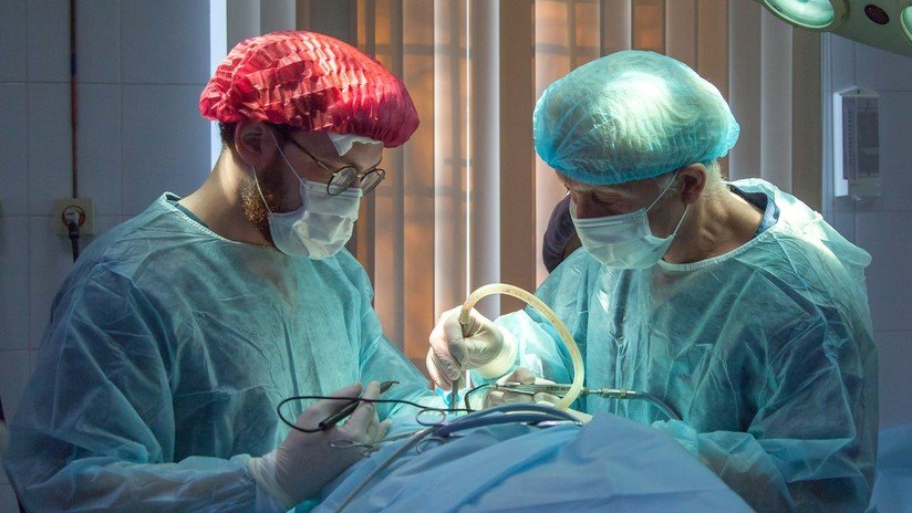 VIDEO: Observe cómo un potente pegamento sella hemorragias incontrolables en cuestión de segundos