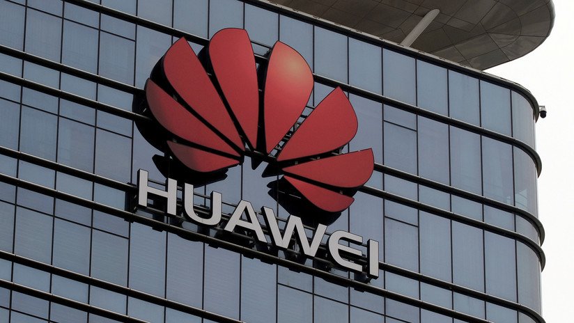 ¿Golpe a Huawei?: Trump firma una orden ejecutiva que declara "emergencia nacional" por amenazas contra la tecnología estadounidense
