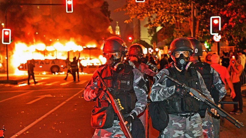 Brasil se paraliza en protestas contra los recortes presupuestarios en educación 