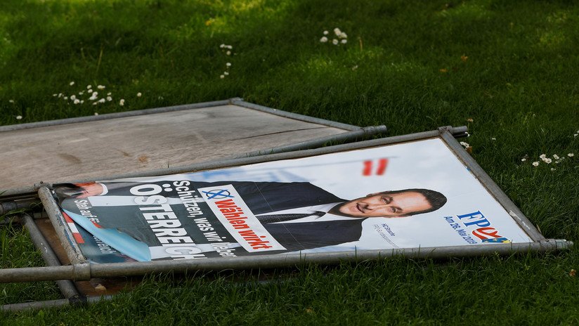Renuncian todos los ministros de la ultraderecha en Austria
