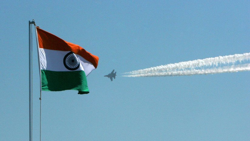 India deja caer una bomba de 500 kilos tras el lanzamiento de un misil balístico de Pakistán