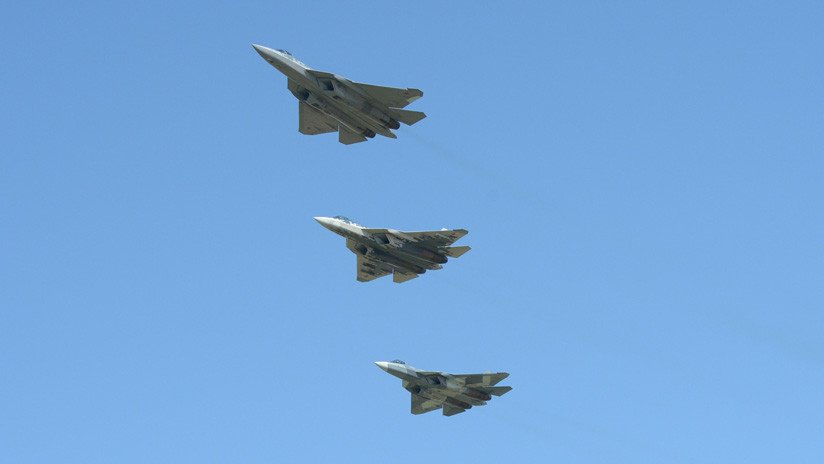 VIDEO: Así se ensambla el primer caza furtivo ruso Su-57 que se produce en serie