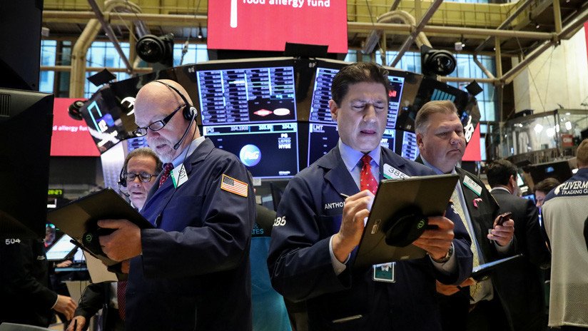 Fuertes pérdidas en Wall Street tras el anuncio de Trump de imponer aranceles a México