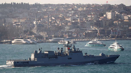 La novedosa fragata rusa Admiral Essen participa en la exposición militar IDEF-2019 en Estambul (VIDEOS)