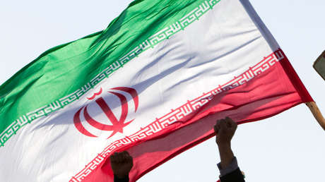 Irán advierte a Baréin: "Sepan cuál es su lugar cuando amenazan a los que son más grandes"