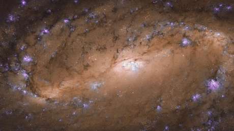 FOTO: El telescopio espacial Hubble capta una impresionante imagen de una galaxia espiral