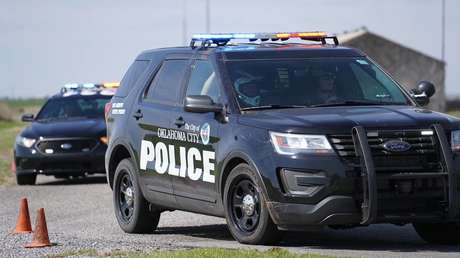 VIDEO: Policía dispara a un adolescente de 14 años por creer que llevaba un arma en EE.UU.