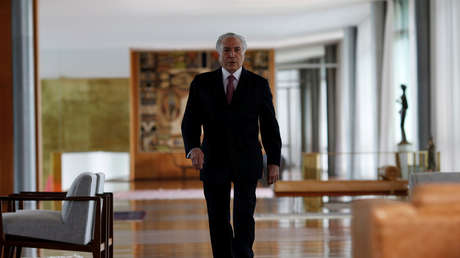 El expresidente brasileño Michel Temer se entrega a la Policía Federal