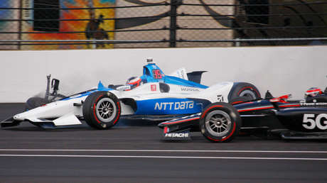VIDEO: Piloto sueco empotra su monoplaza contra un muro en una carrera libre de IndyCar