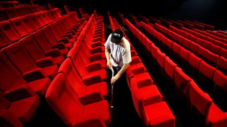 Desvelan los detalles de la muerte de un hombre después de que su cabeza quedara atrapada en el asiento de un cine