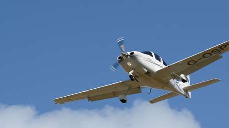 Un millonario de EE.UU. que tuvo sexo con una menor durante un vuelo autopilotado puede ser condenado a 5 años de prisión