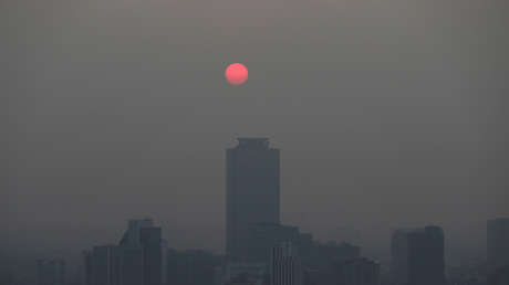 Un fuerte olor a humo pone en alerta a los habitantes de Ciudad de México
