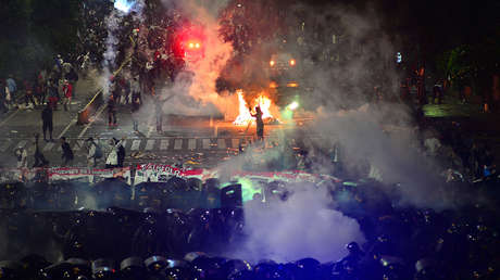 La capital de Indonesia estalla en protestas tras el resultado de las elecciones presidenciales