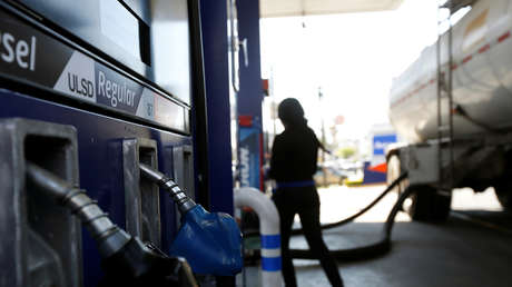 VIDEO: Incendio en una gasolinera de México mientras llenaban un galón con combustible frente a una niña