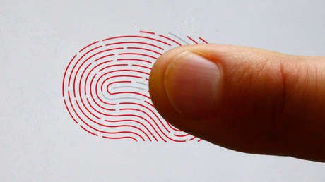 Advierten que los teléfonos iPhone y Android son vulnerables a ataques con huellas dactilares